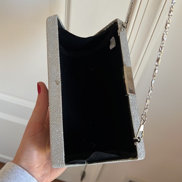 Sparkly Cross Body Purse - Picture 5 of 9